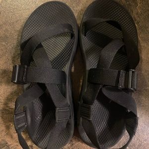Men’s Chacos size 11. EUC.